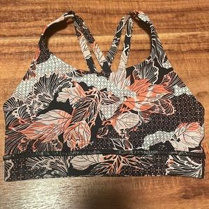 Lululemon size 4 energy bra used Twice